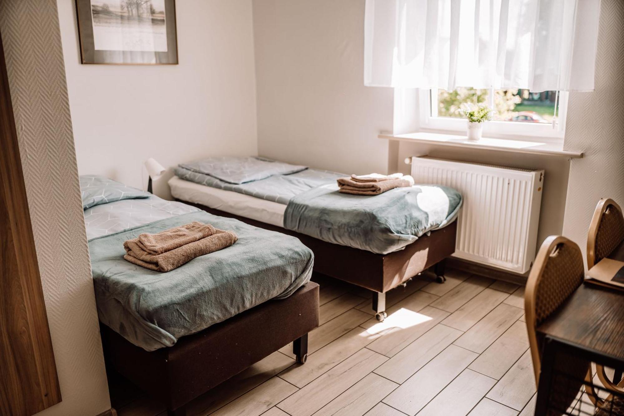 Palac Pod Bocianim Gniazdem Runowo  Bagian luar foto