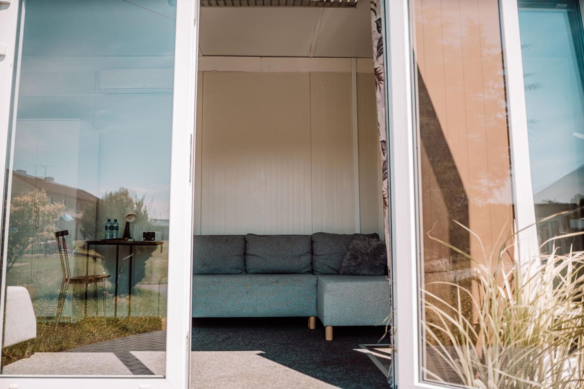 Palac Pod Bocianim Gniazdem Runowo  Bagian luar foto